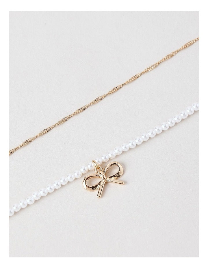 Pearl Bow Layered Necklace in Ivory