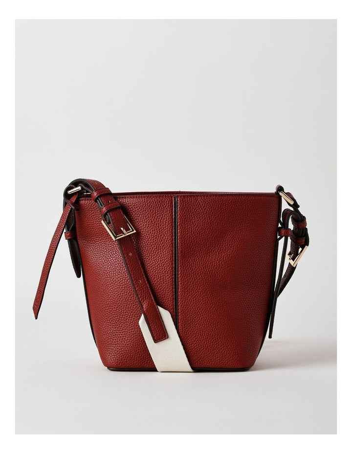 Plano Crossbody Bag in Raspberry