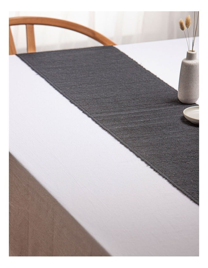 Newport Runner in Black