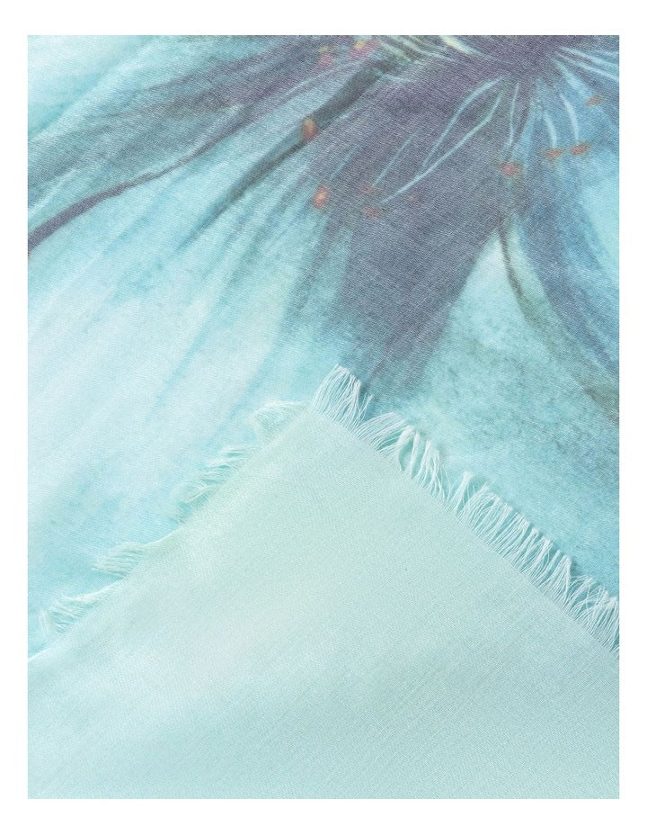 Detailed Floral Print Scarf in Green