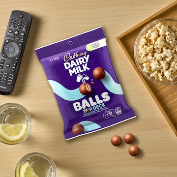 Cadbury Dairy Milk Balls Top Deck Chocolate Snack & Share Bag 135g