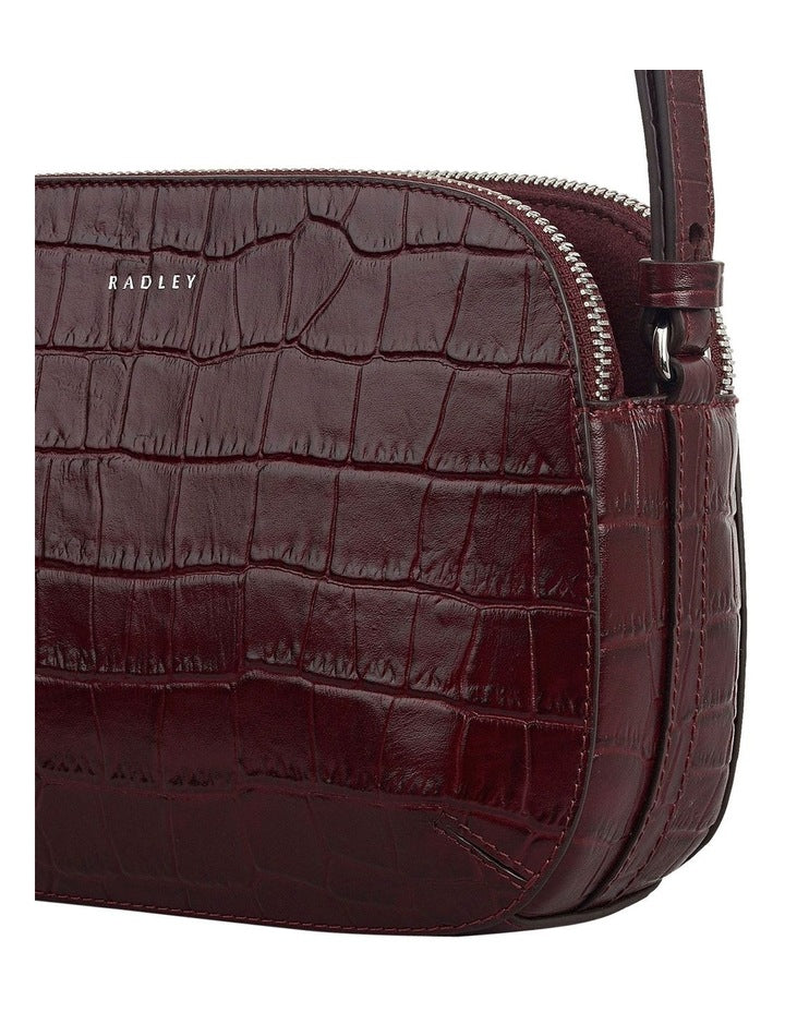 Dukes Place Faux Croc Medium Crossbody Bag in Dark Cherry