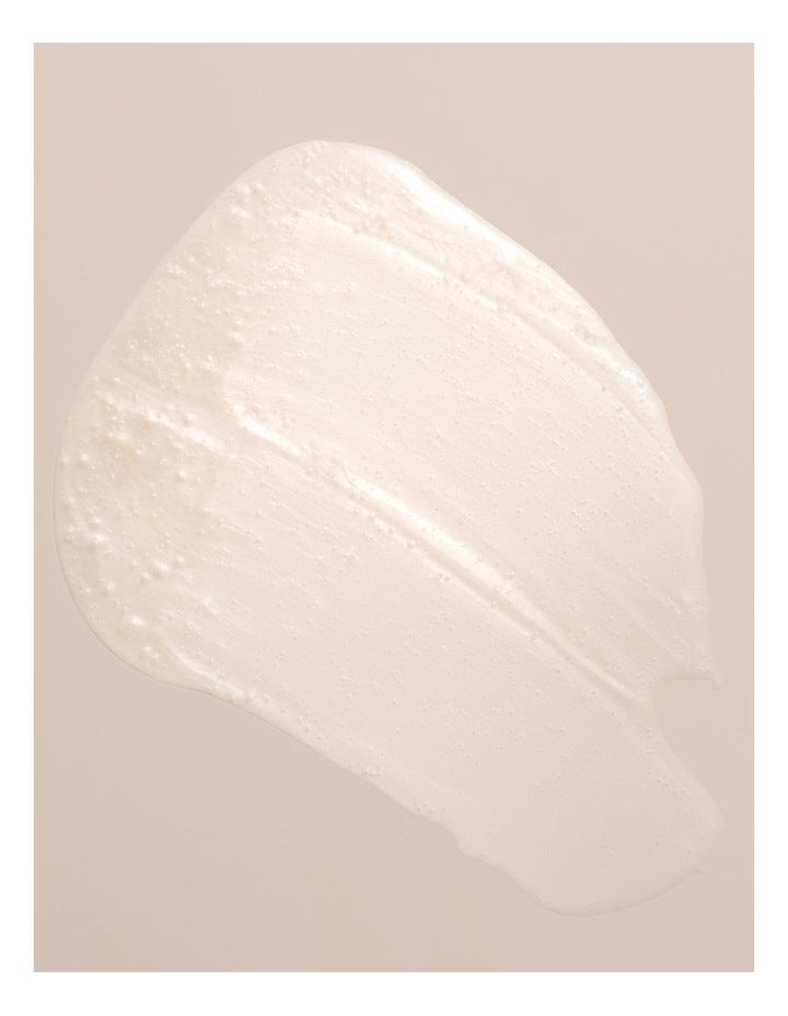 First In Line Silky Foaming Cleasner 100ml