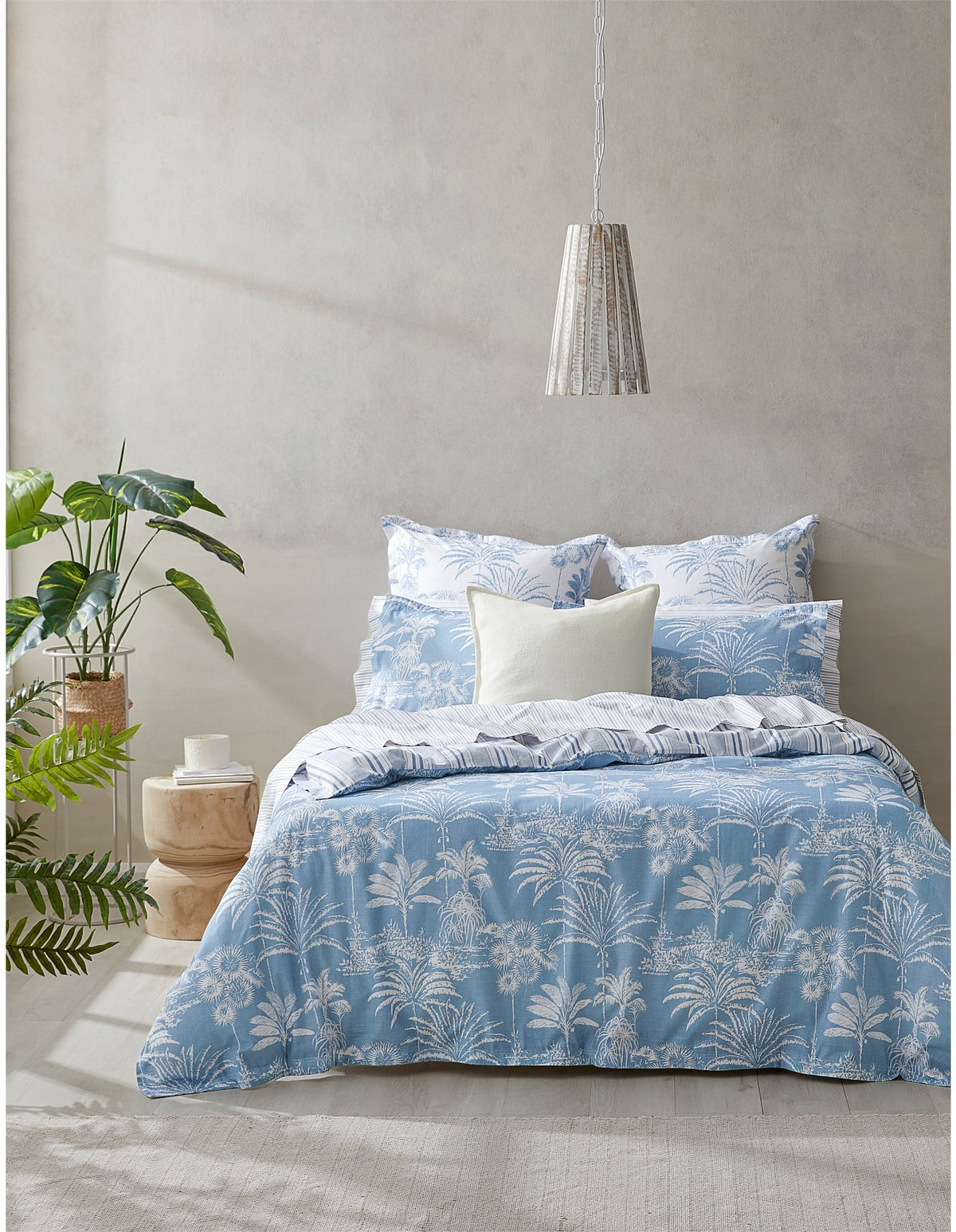 Jervis Bay King Quilt Cover Powder Blue/Cream
