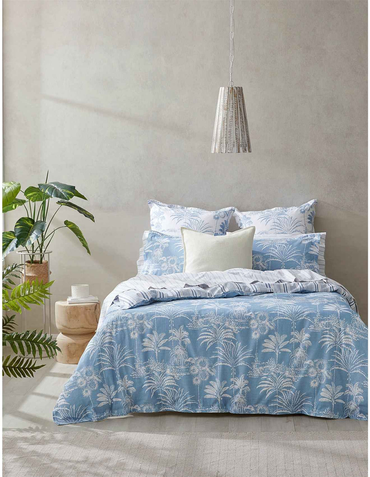 Jervis Bay King Quilt Cover Powder Blue/Cream