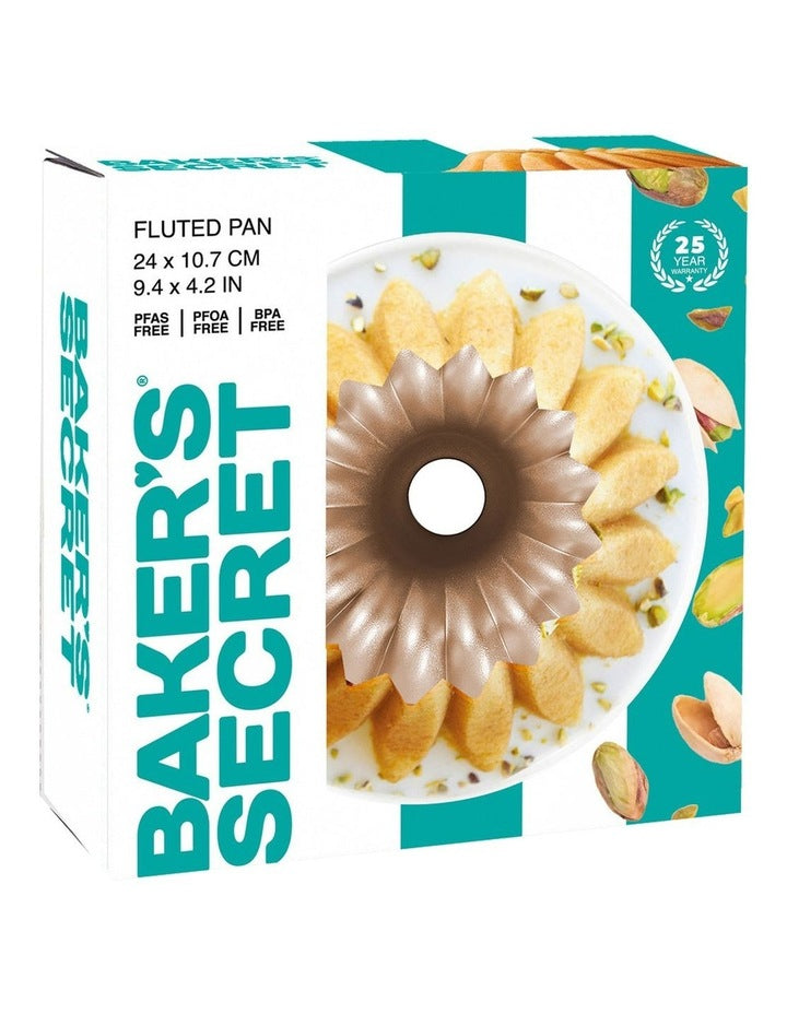 Spring Water Fluted Pan 21.5x10.7cm in Champagne