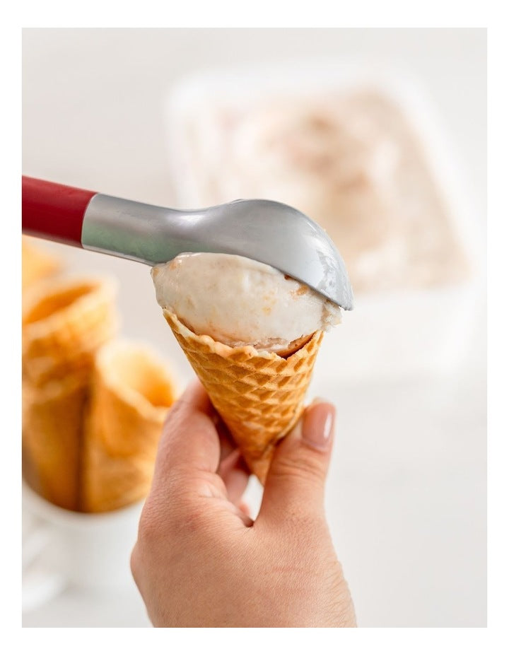 Ice Cream Scoop in Empire Red