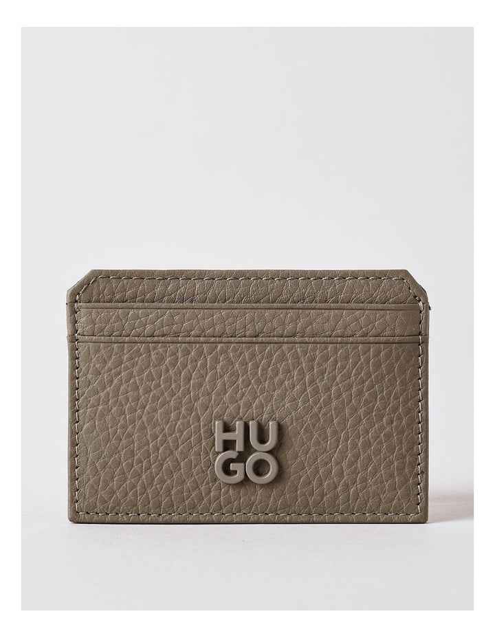 Nesh Card Holder in Brown