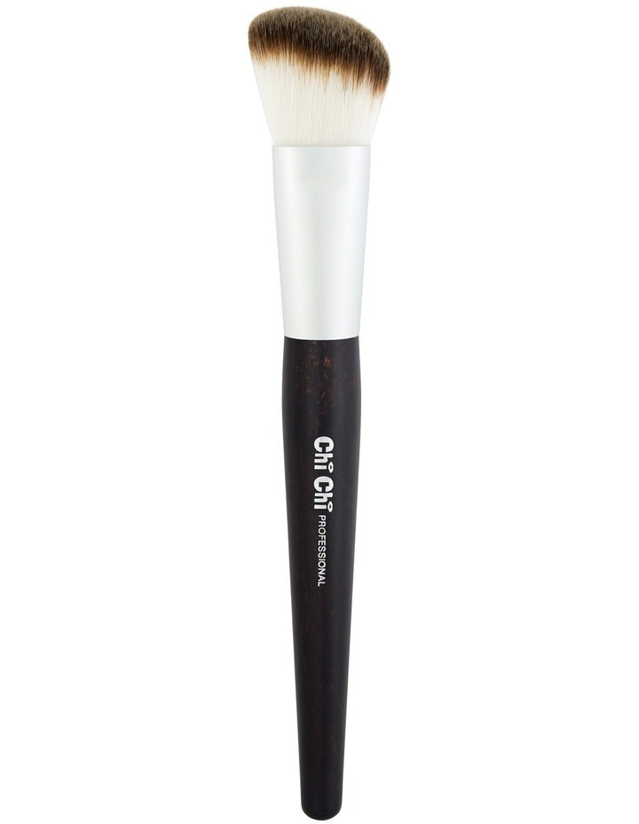 Angled Blush Brush 126