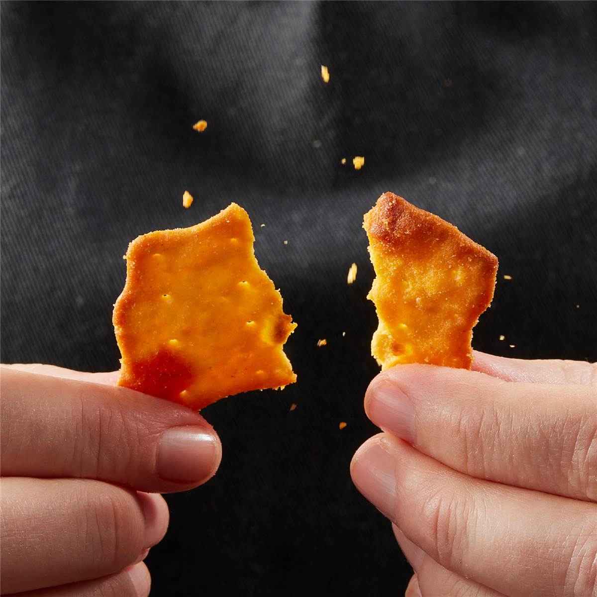 Arnotts Shapes Fully Loaded Wicked Sweet Chilli Cracker Biscuits 130g