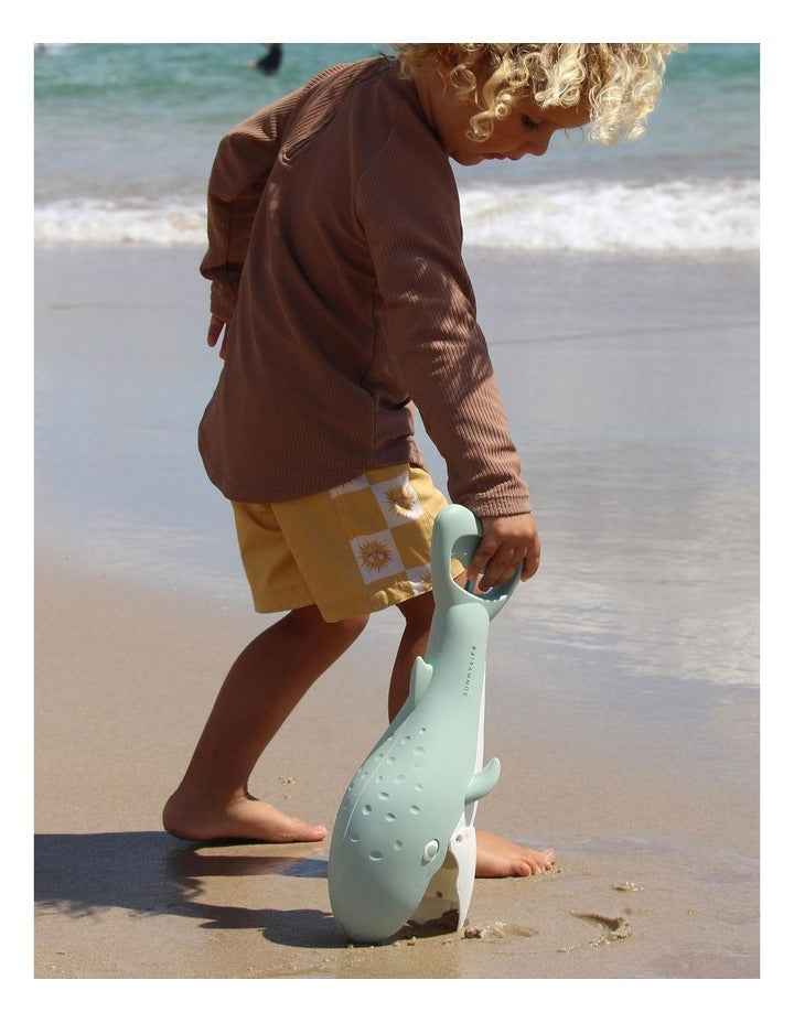 Sand Claws Whale in Green