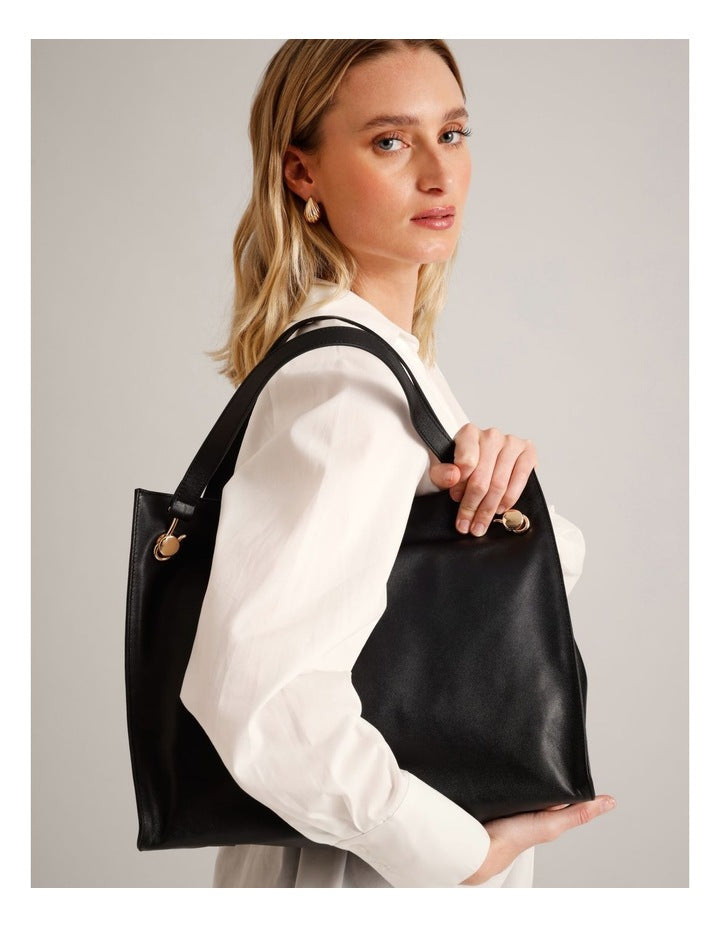 Stevie Leather Tote Bag in Black