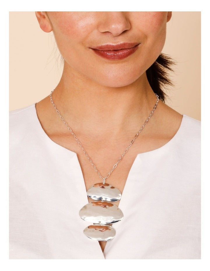Drop Pendant Necklace in Silver