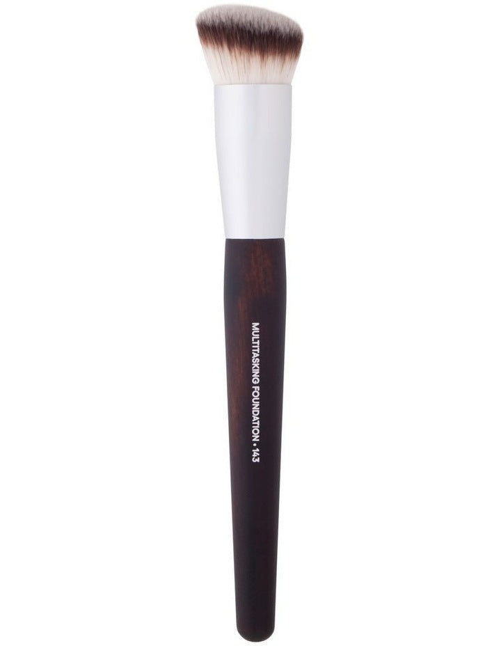 Multi-Tasking Foundation Brush - 143