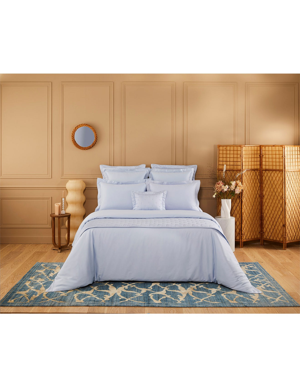 TRIOMPHE FITTED SHEET QUEEN