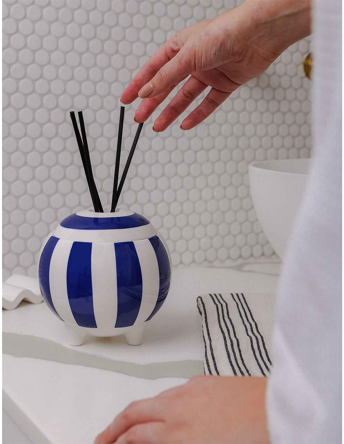 Sandalwood & Spiced Mandarin Large Ceramic Diffuser 350ml