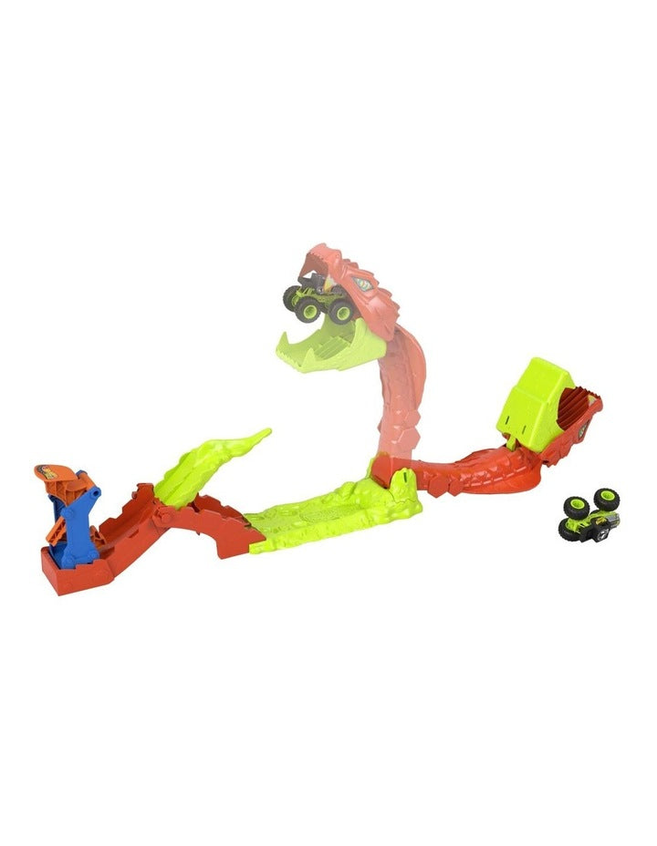 Monster Trucks Snake Slam Takedown Playset