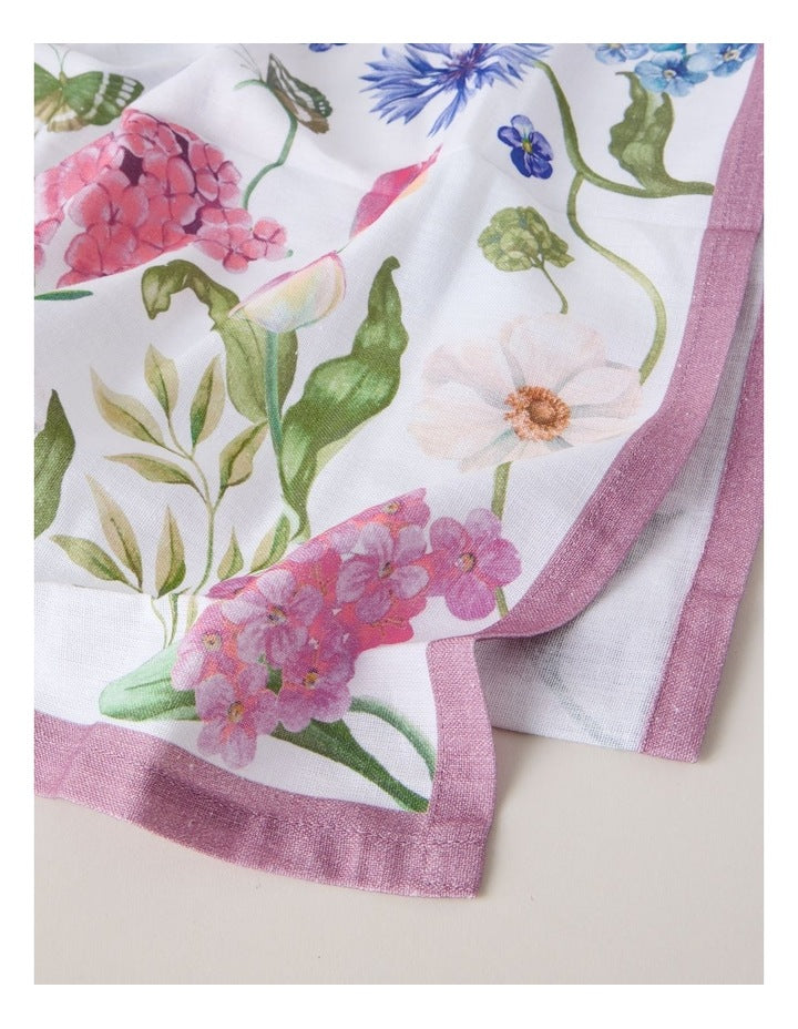 Winter Romance Tablecloth in Multi