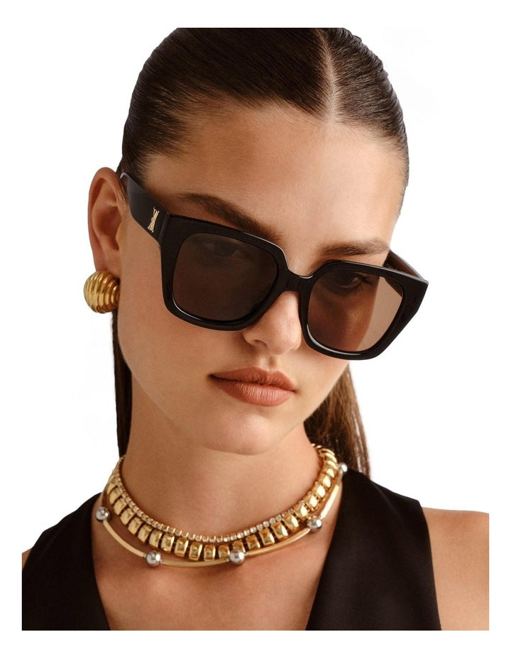 The Illusion Sunglasses in Black