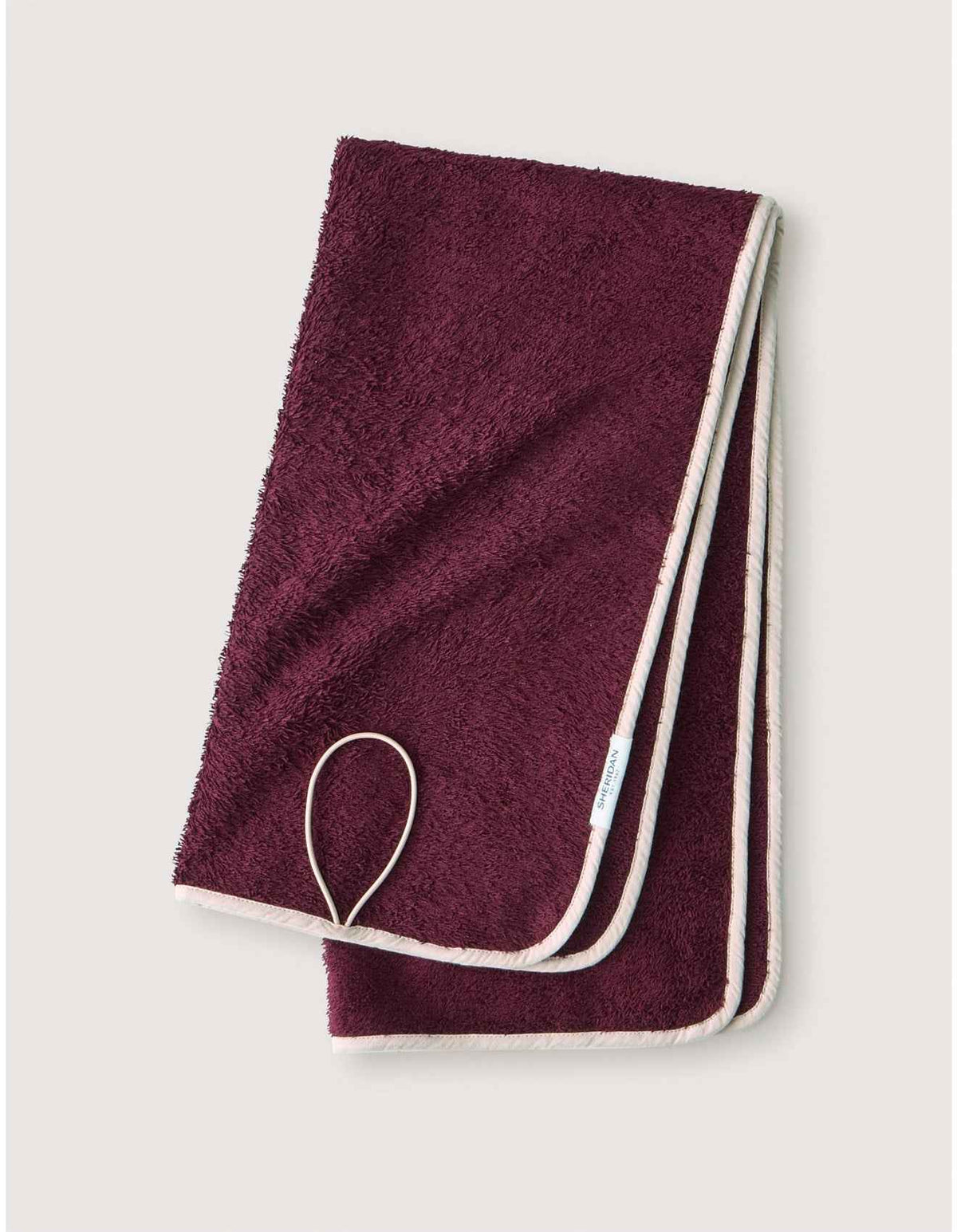 EVERYWAY LARGE GYM TOWEL IN DARK CHERRY