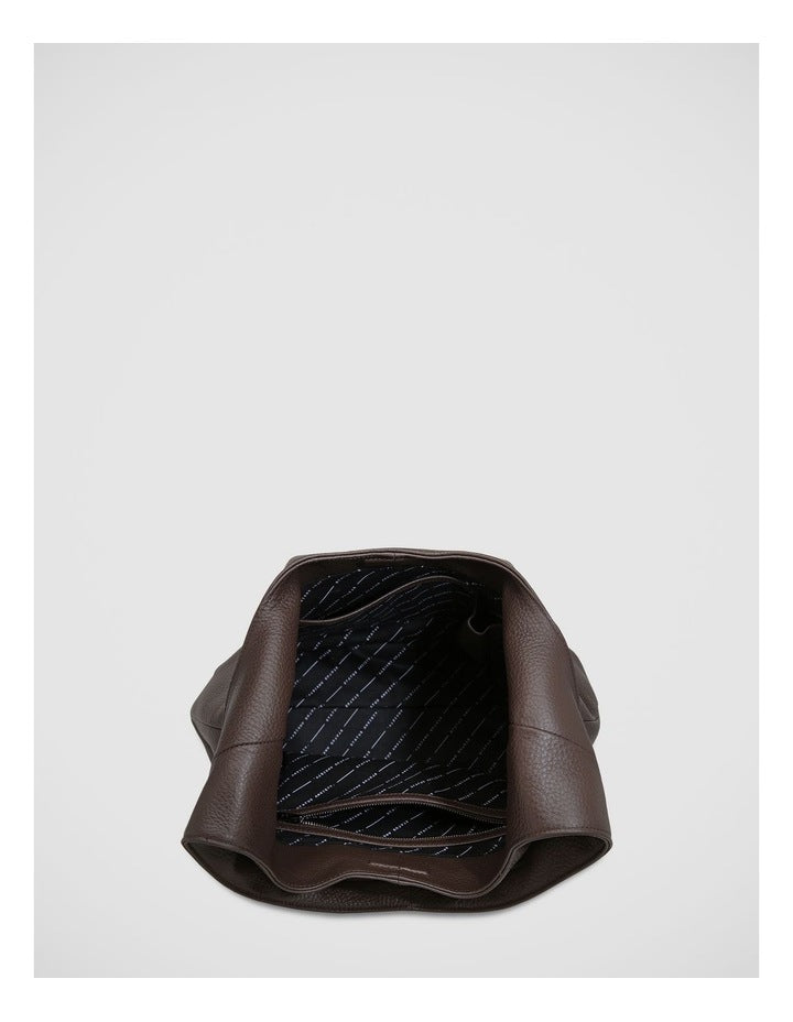 Solstice Shoulder Bag in Cocoa