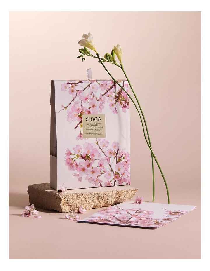 Cotton Flower And Freesia Scented Drawer Liners