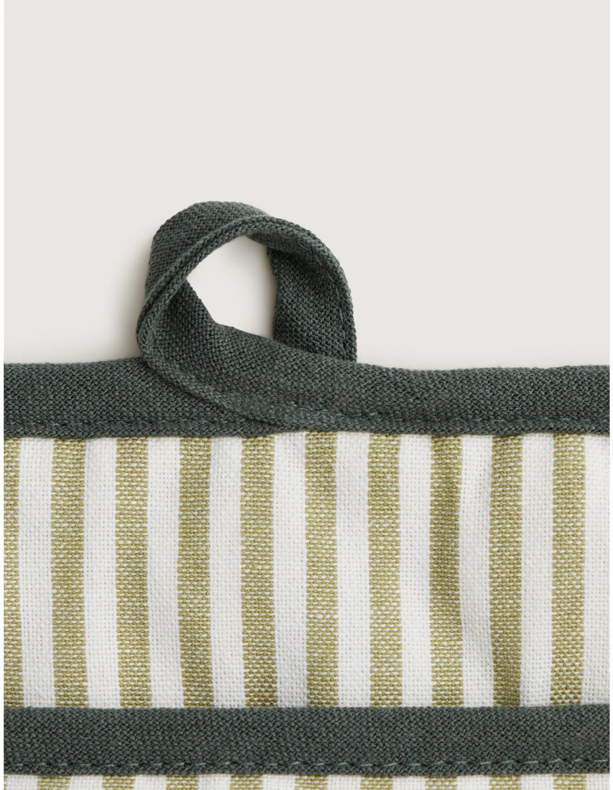 HARVEST POTHOLDER IN GARDEN