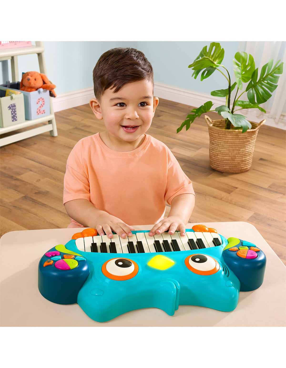 OWL KEYBOARD PIANO