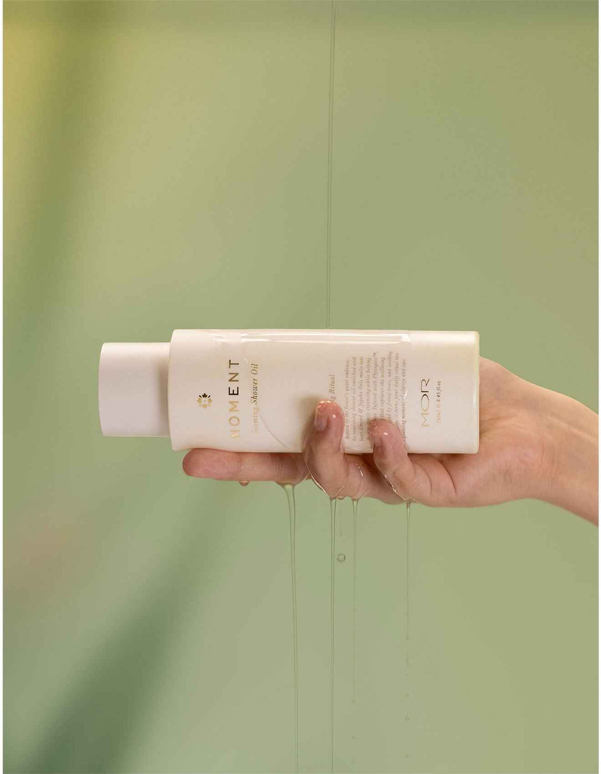 Moment Foaming Shower Oil 250ml