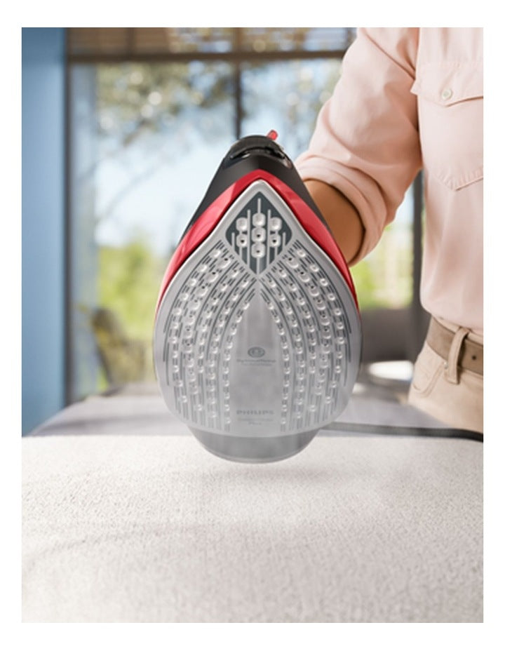 OptiTemp Steam Iron Boost 180g in Red/Black DST6130/40