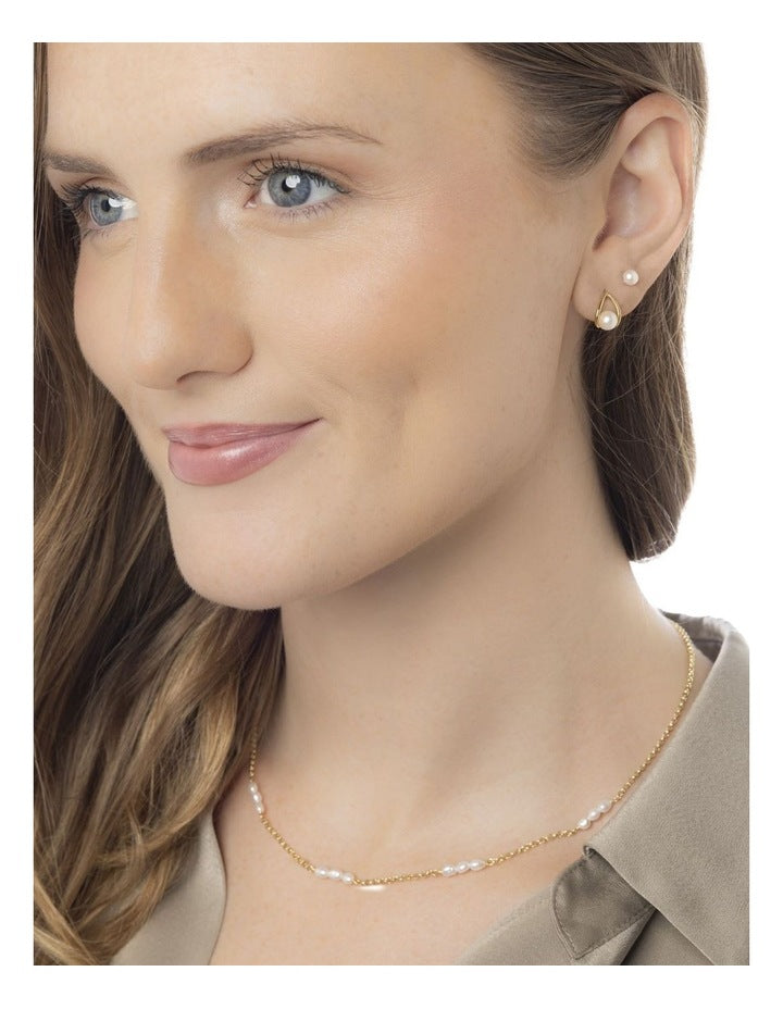 Pearl Wishbone Earrings in Gold