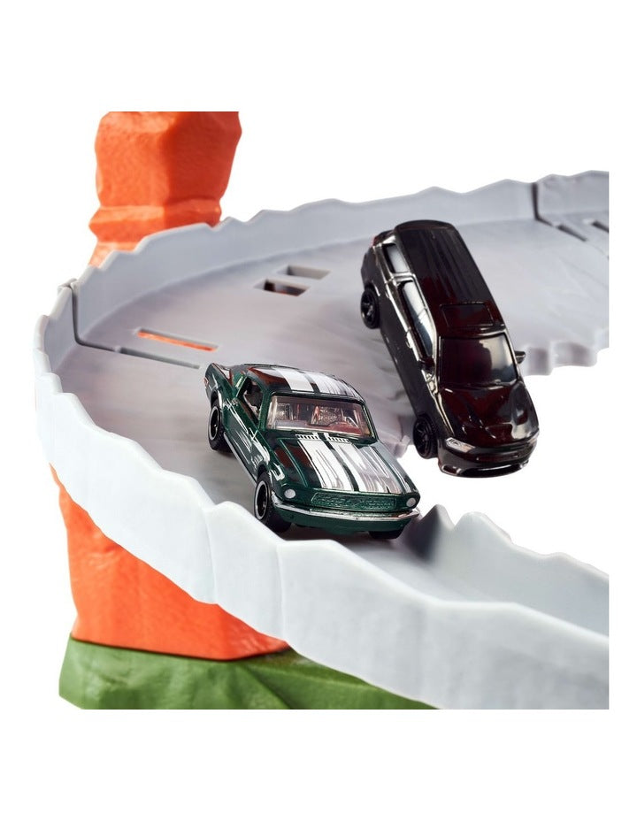 Matchbox The Movie Mountain Helicopter Escape Playset with 2 Toy Cars & 1 Helicopter