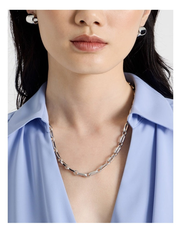 Oval Chain Link Necklace in Silver