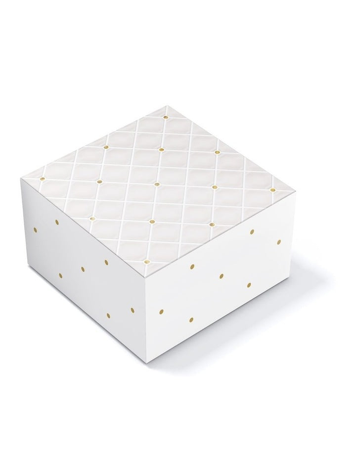 Medium Quilted Gift Box in Pearl