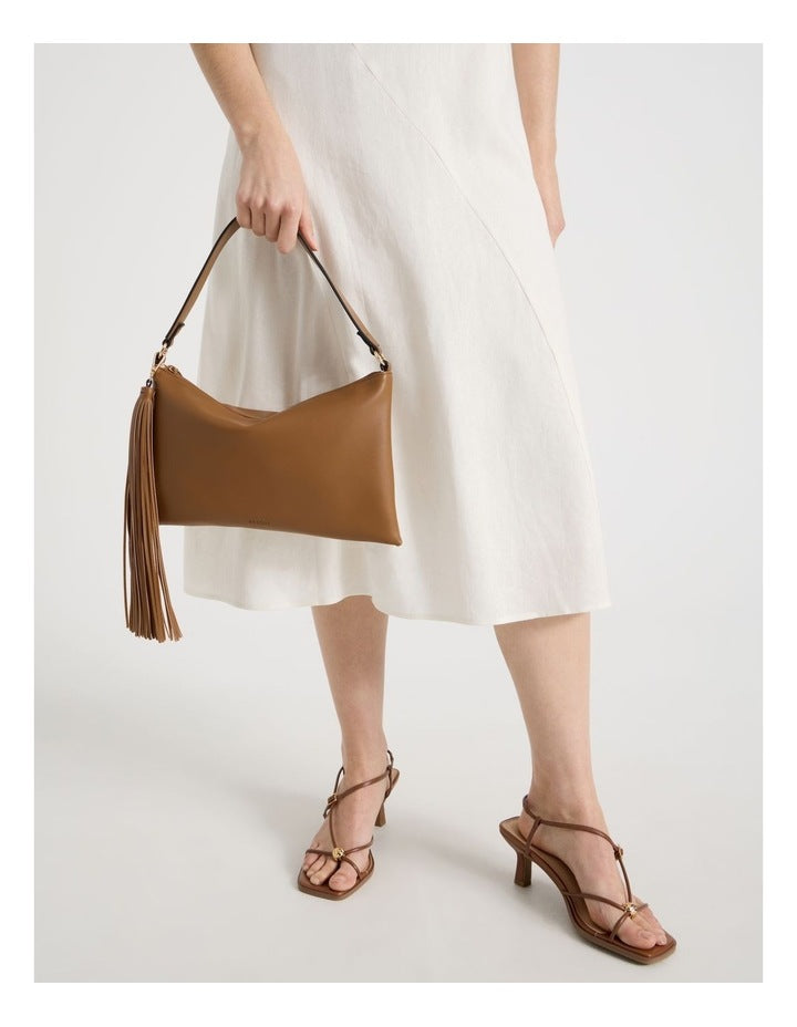 Chloe Shoulder Bag in Tan