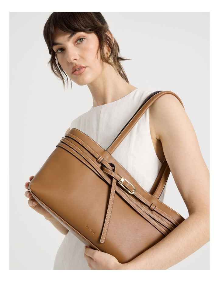 Kylie Tote Bag in Tan