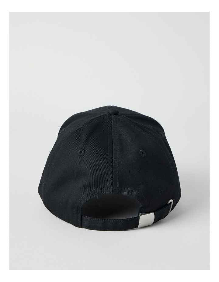 CAP WITH EMBROIDERY BLACK