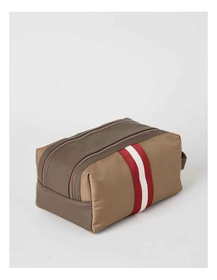 DOUBLE ZIP LARGE CAPACITY WET PACK NUTMEG