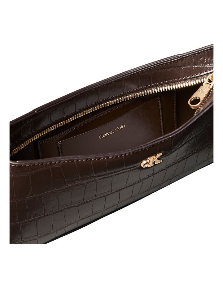 Monogram Logo Hardware Shoulder Bag in Delicioso