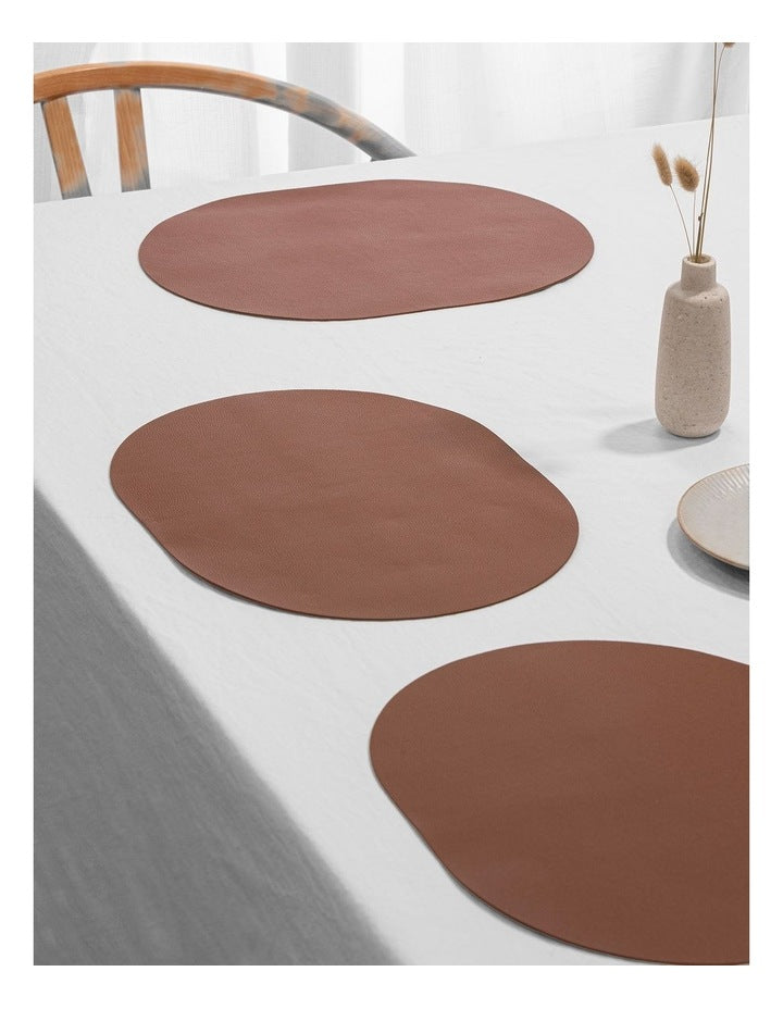 Hugo Oval Tan 4pk Placemat