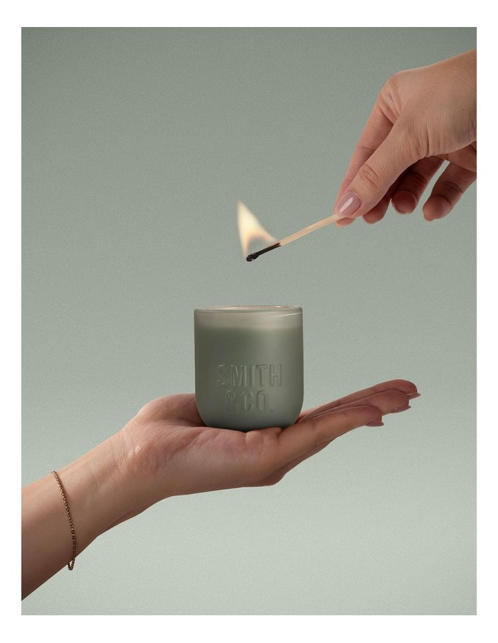 Amber & Freesia Candle 80g