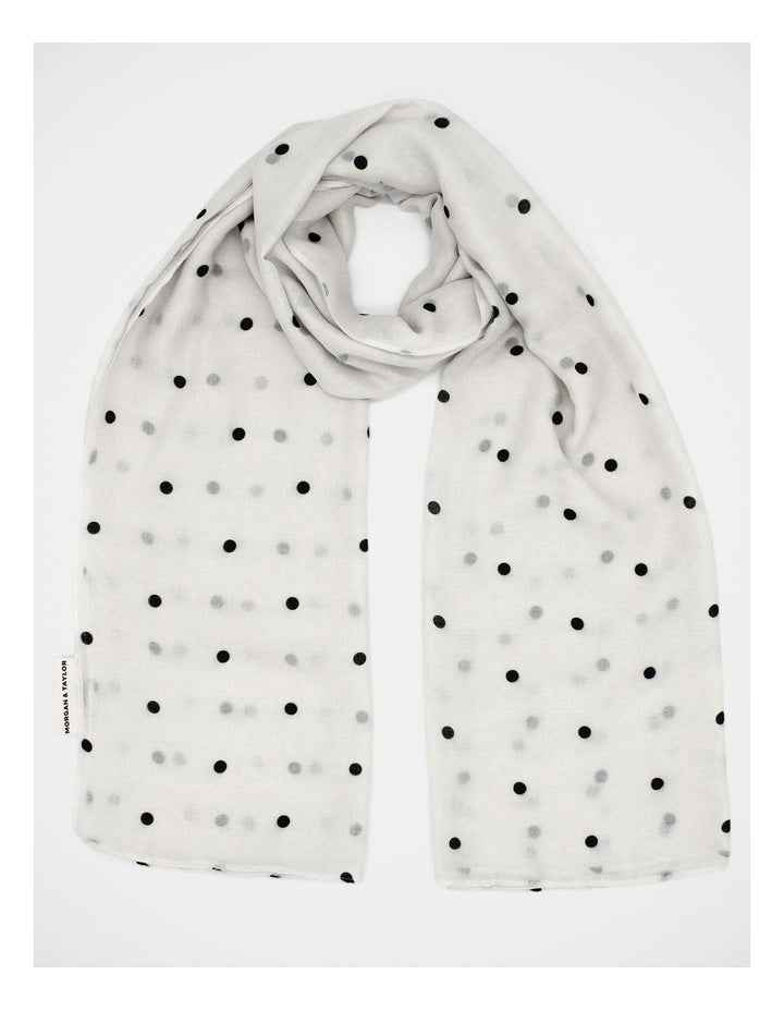 Morgan & Taylor June Light-Weight Scarf in Cream