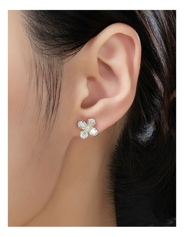 Gregory Ladner Flower CZ Stud Earrings GJEF039M in Gold