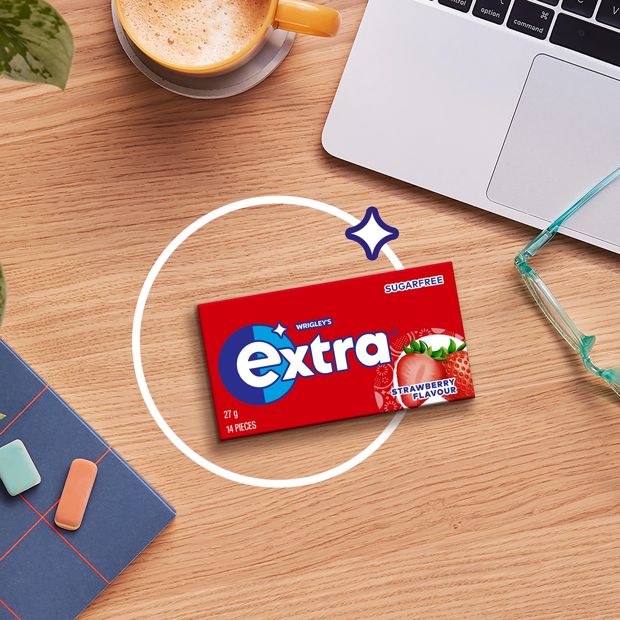 Wrigley's Extra Strawberry Chewing Gum - 14 Pieces