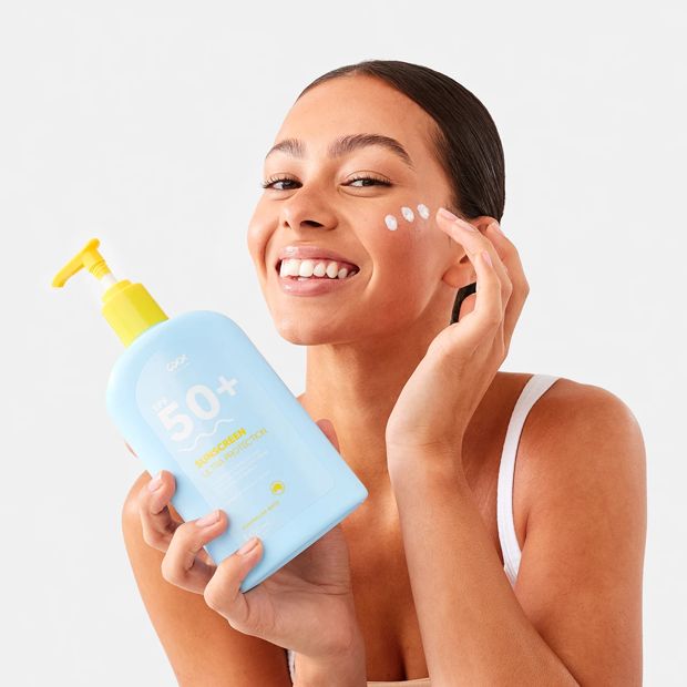 OXX Skincare SPF 50+ Ultra Protection Sunscreen Lotion 500ml - Vitamin E