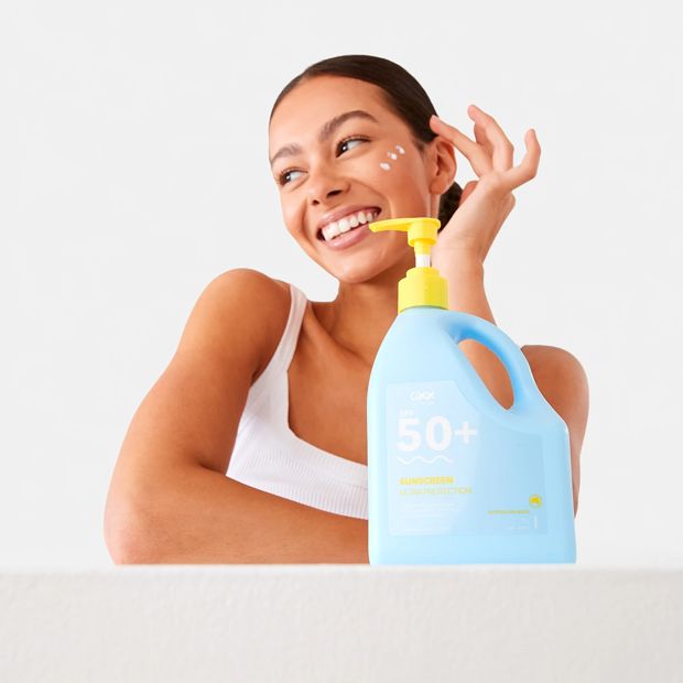 OXX Skincare SPF 50+ Ultra Protection Sunscreen Lotion 1L - Vitamin E