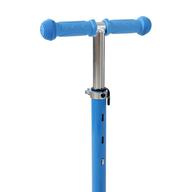 Light Up Wheel Tilt and Turn Scooter, Blue - Anko