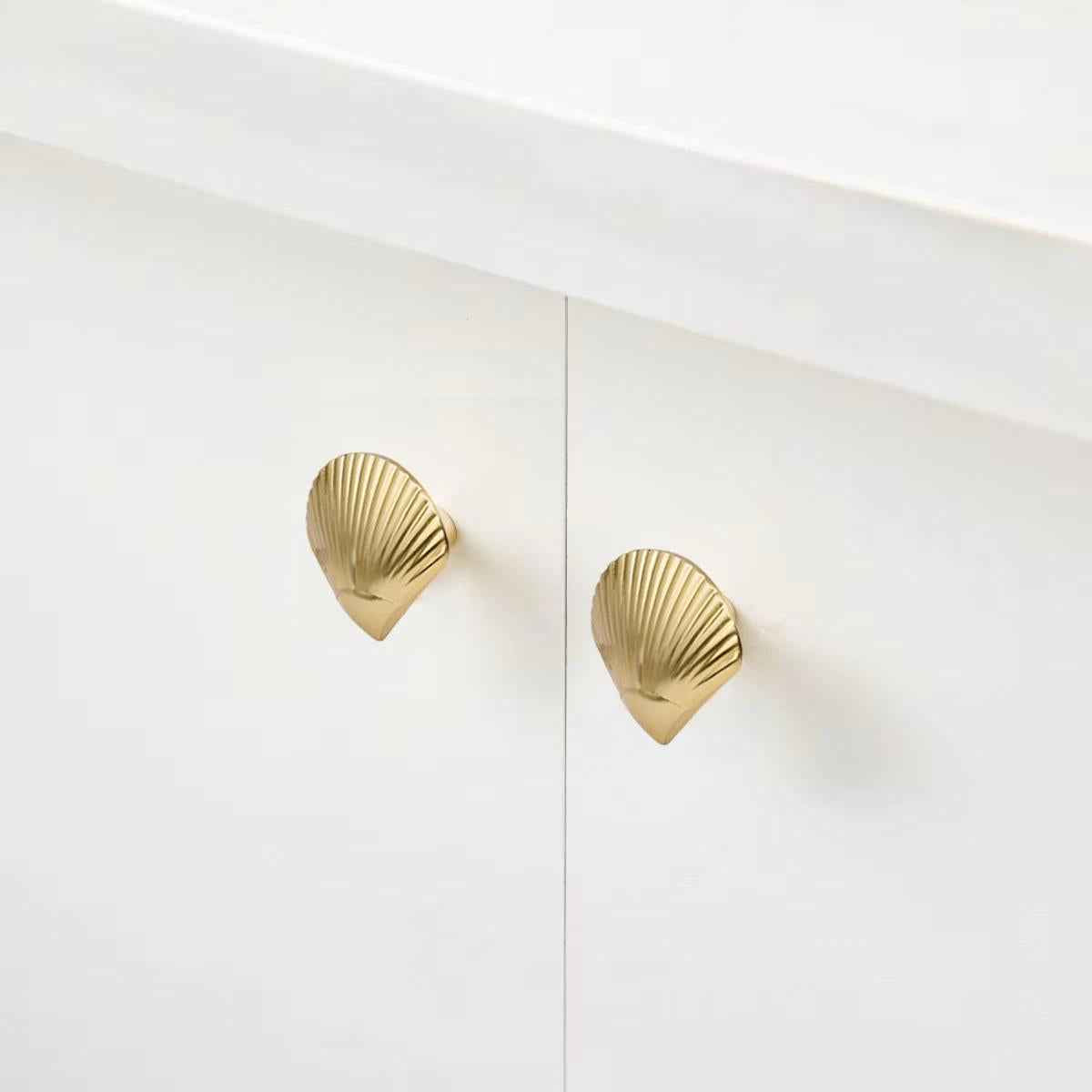 2 Pack Shell Handles - Gold Look
