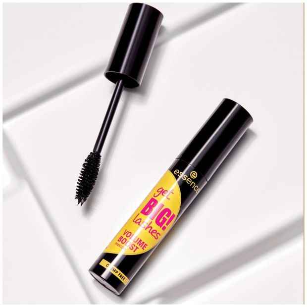 Volume Boosting Mascara for Fuller Lashes