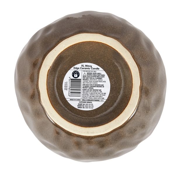 Anko XL Wavy Edge Ceramic Candle